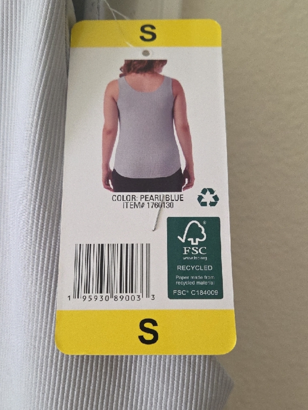 32 Degrees Ladies Tank With Built In Bra - Picture 4 of 5